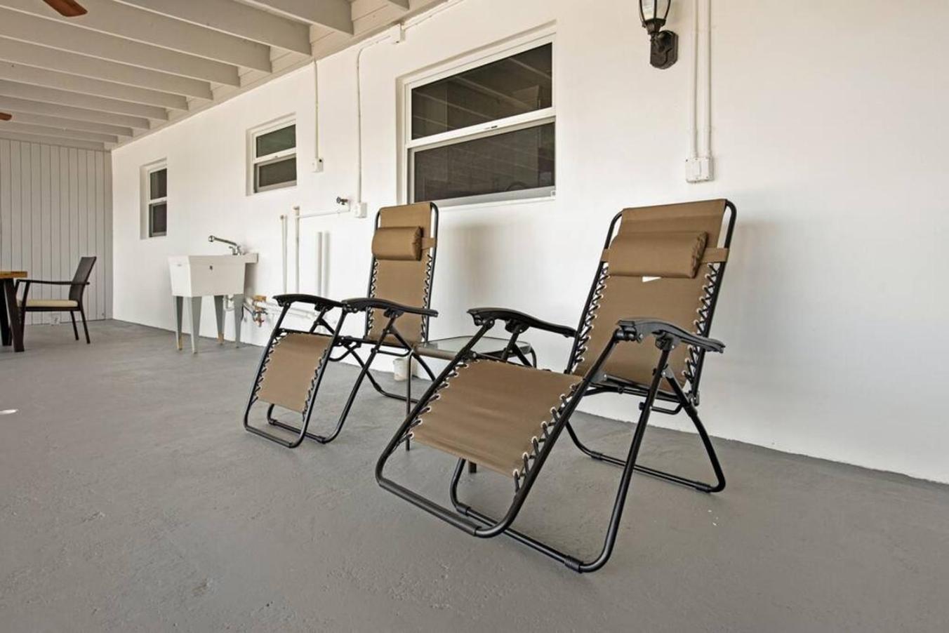 Lake House Unit 1 By Pmi Davie Buitenkant foto